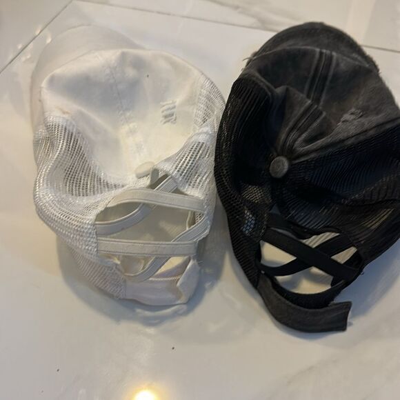 1 Black and 1 white hats #11 - Picture 4 of 4